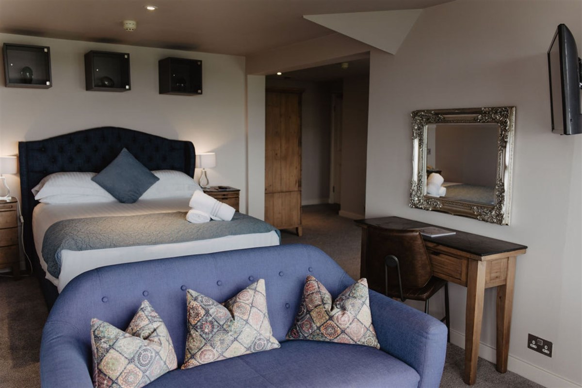 Luxury sea View Bedroom