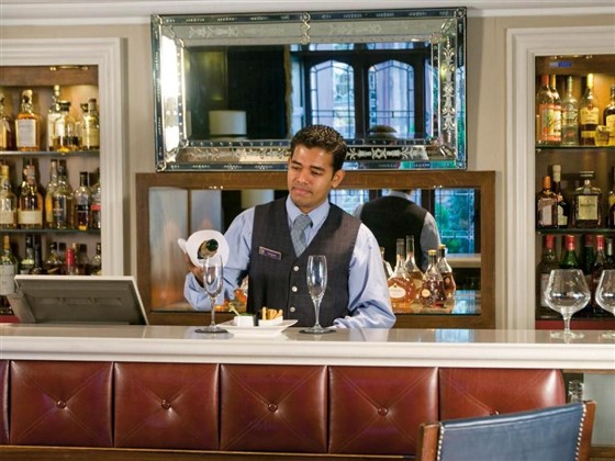 Macdonald Alveston Manor Hotel 