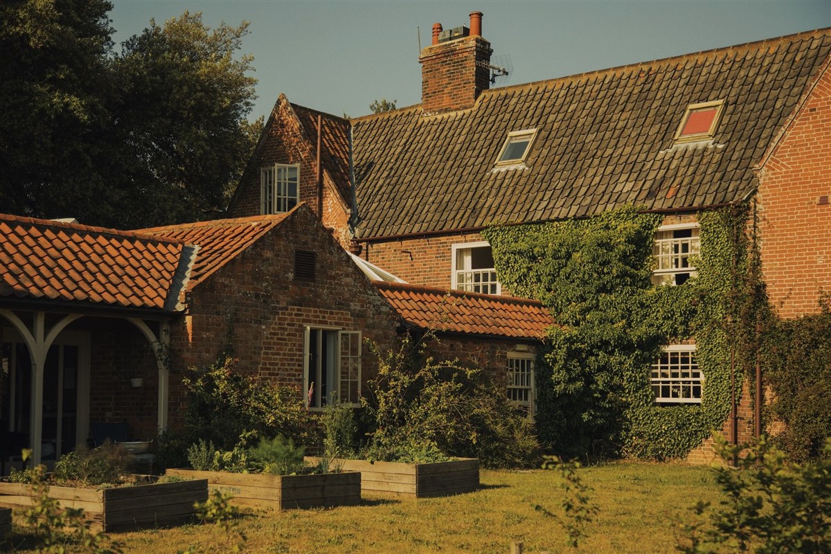 Fritton Lake exterior