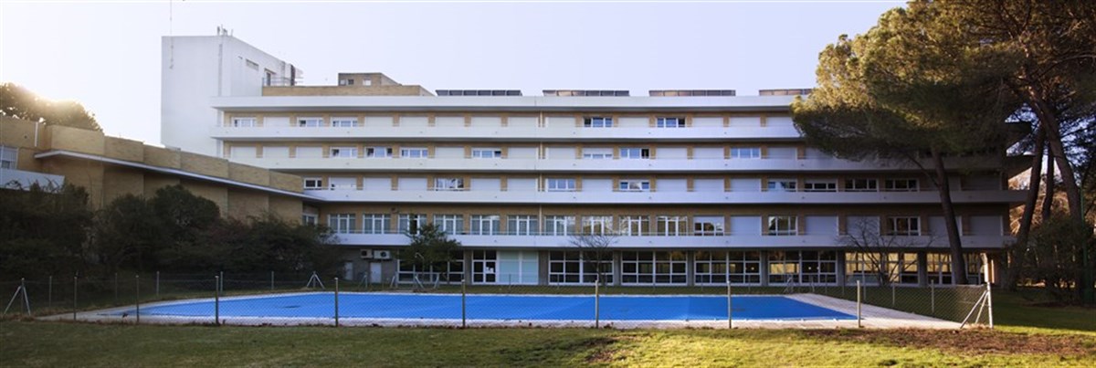 Rear façade