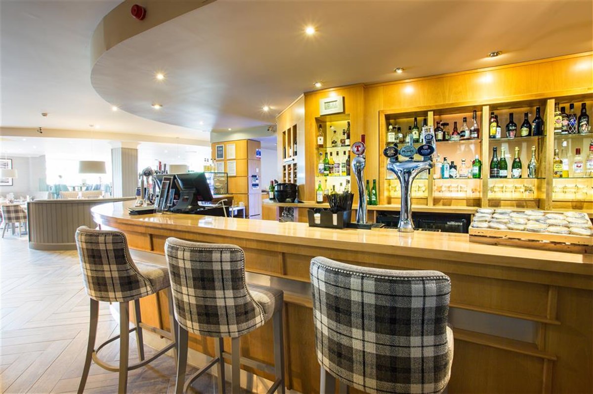 Cruize Bar / Brasserie 