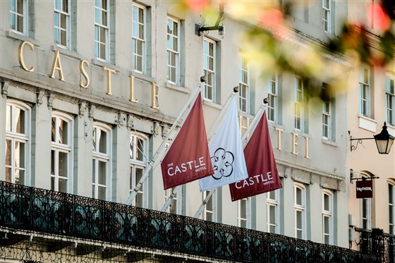 Castle Hiotel Exterior