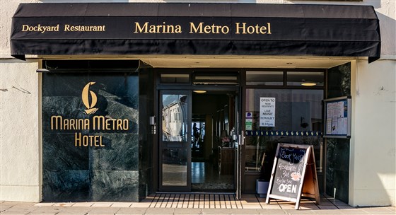 Bienvenue à l'Hôtel Marina Métro