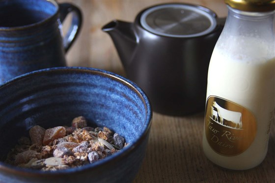 Some of our local breakfast hamper options