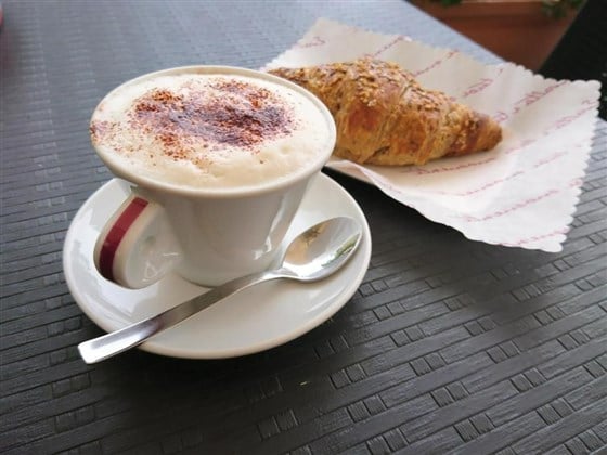 café