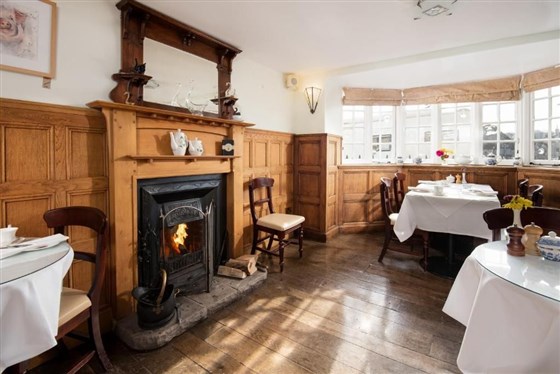The Black Swan in Hemsley