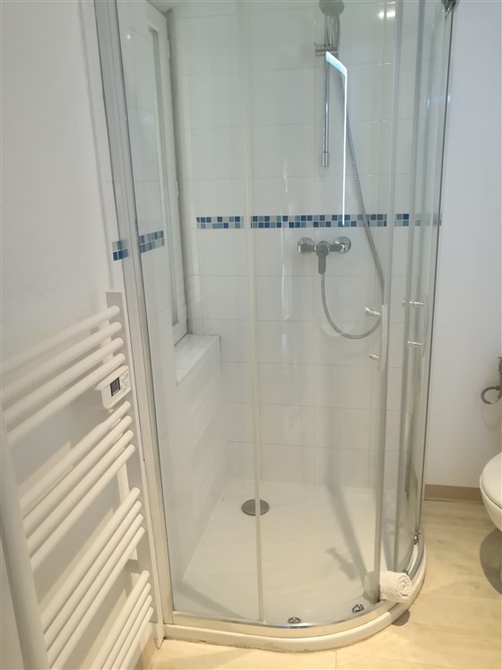 Salle de douche ch.107