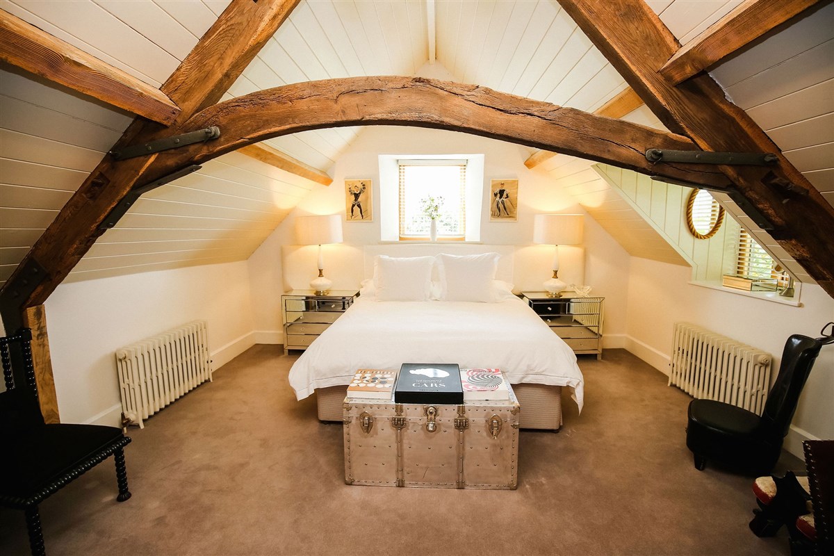 Barn White Bedroom