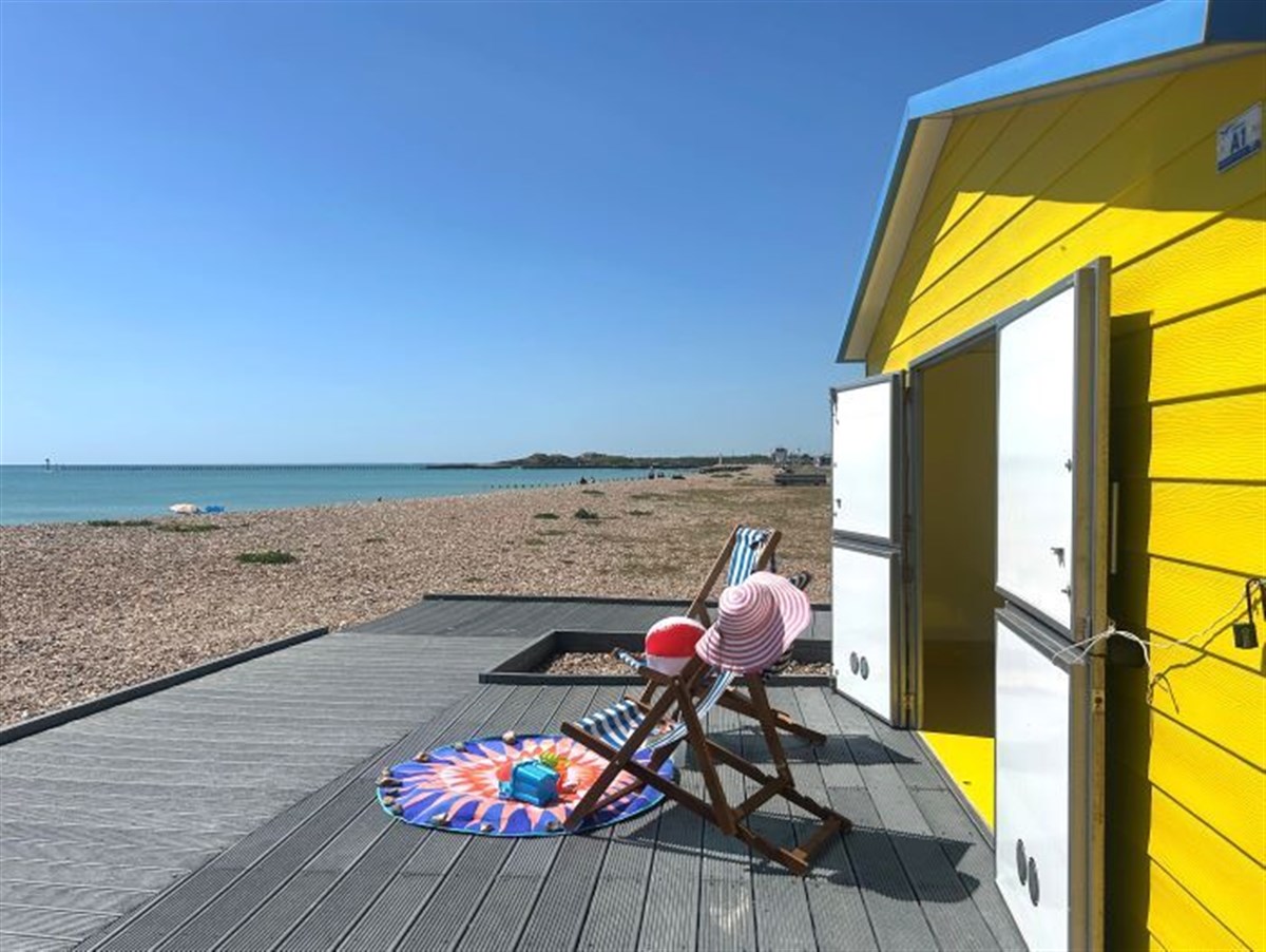Hut A001 - Beach