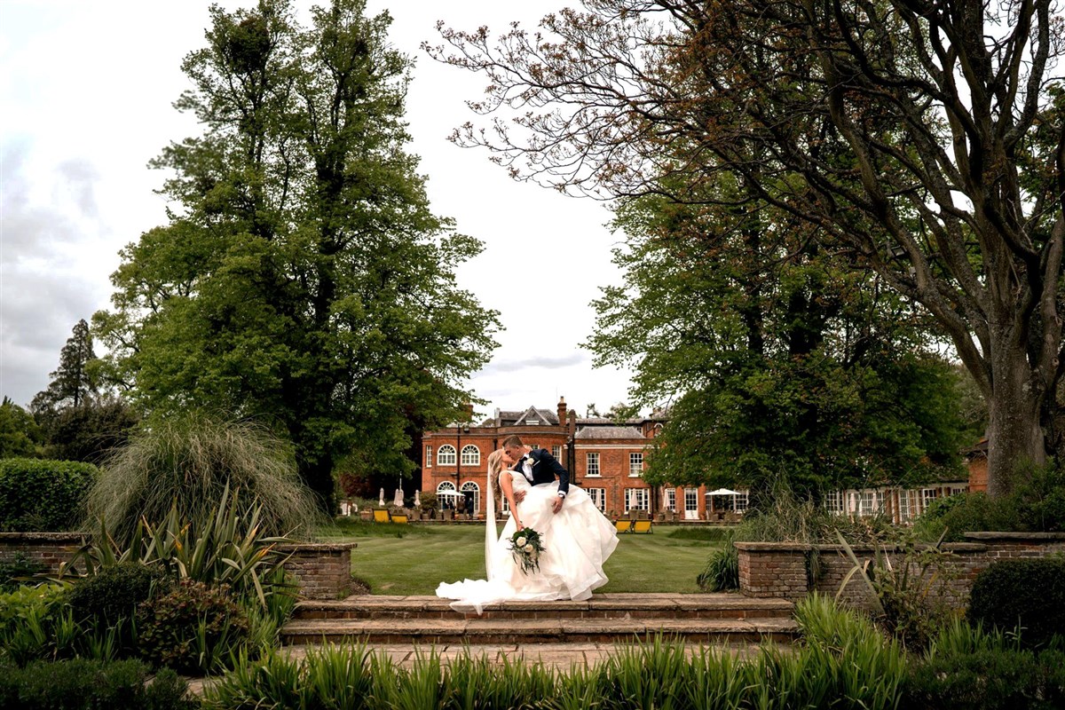 Bride & Groom