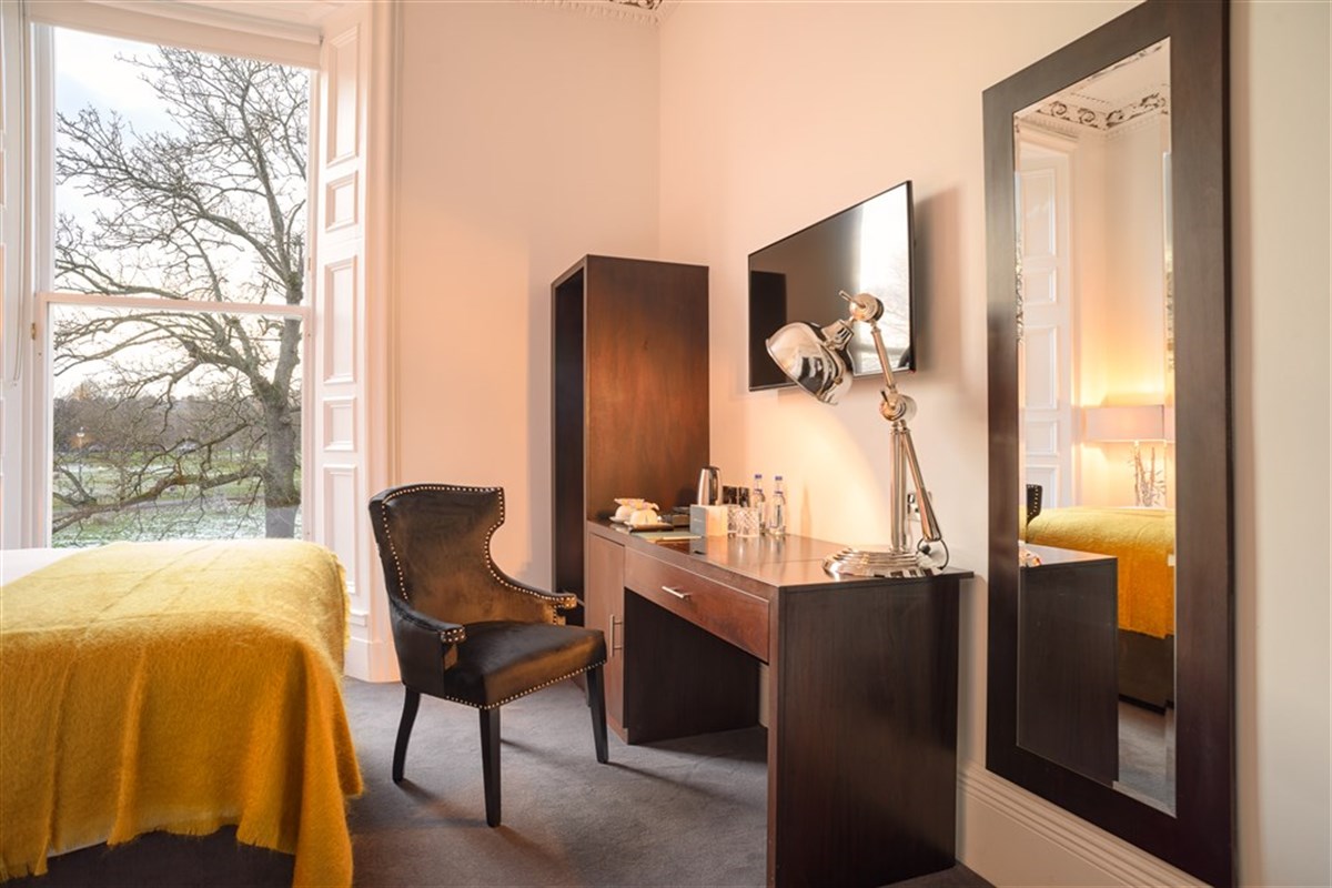 Dressing Table/ Desk space 