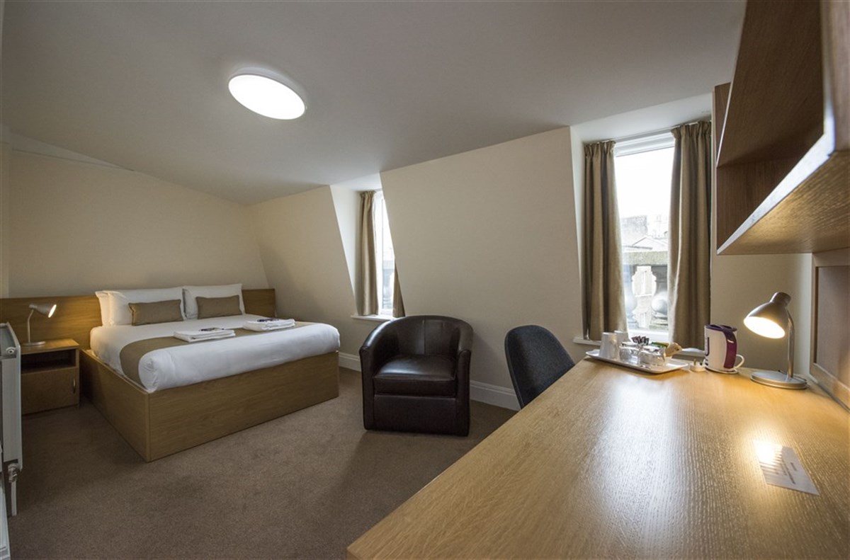 Camera doppia Bene't Street