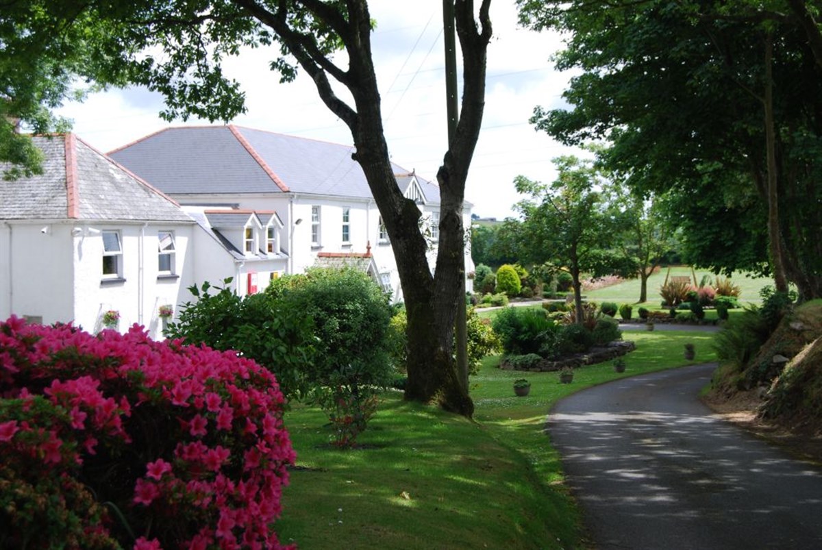 Approche de l'hôtel