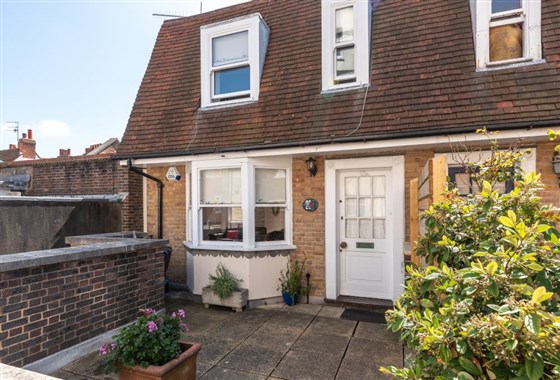 Birch in the Lanes 2 Bed Apt