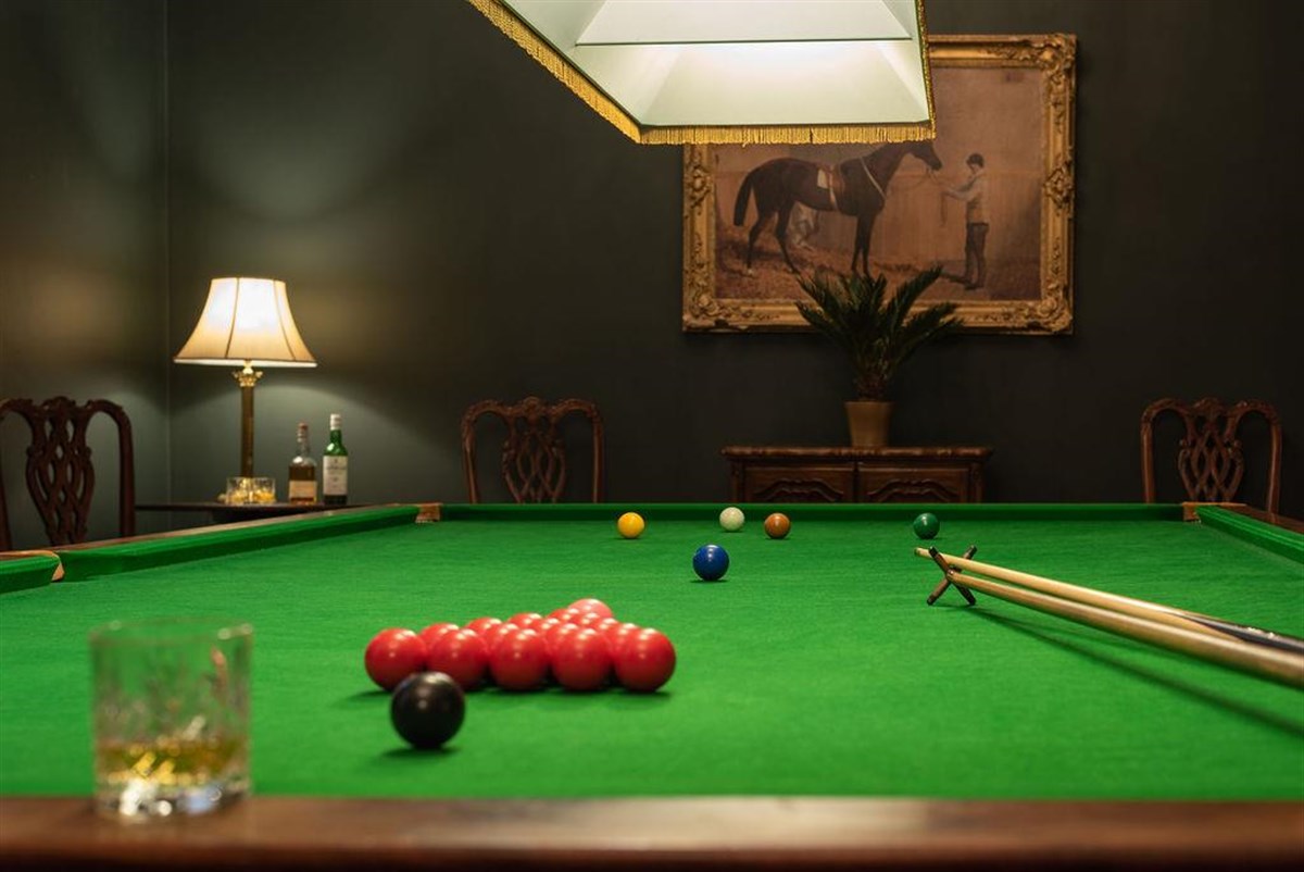 Snooker Room