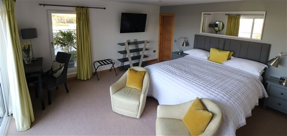 Alba Room