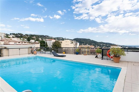 Adonis Cannes