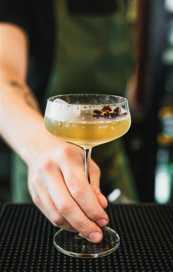 The Fizzy Tarté Classic Cocktail