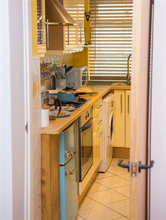 Fridge, Microwave, Kettle, Toaster, Oven, Washing Machine