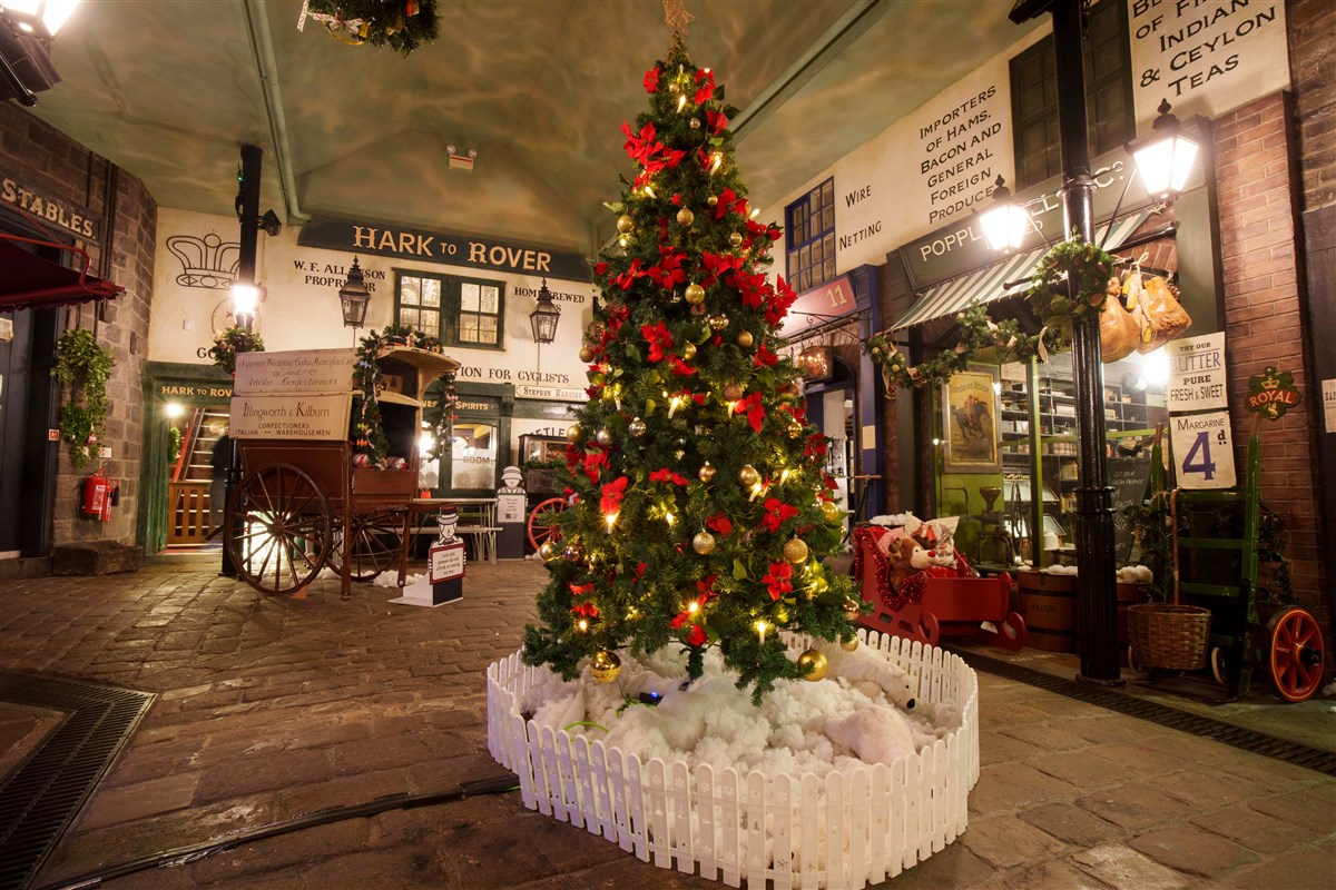 Christmas at Abbey House Museum