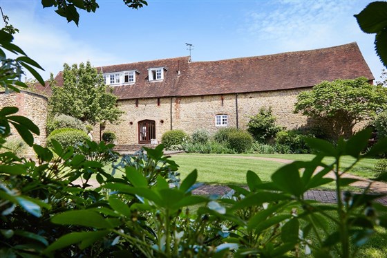 Jacobean Garden at The Spread Eagle