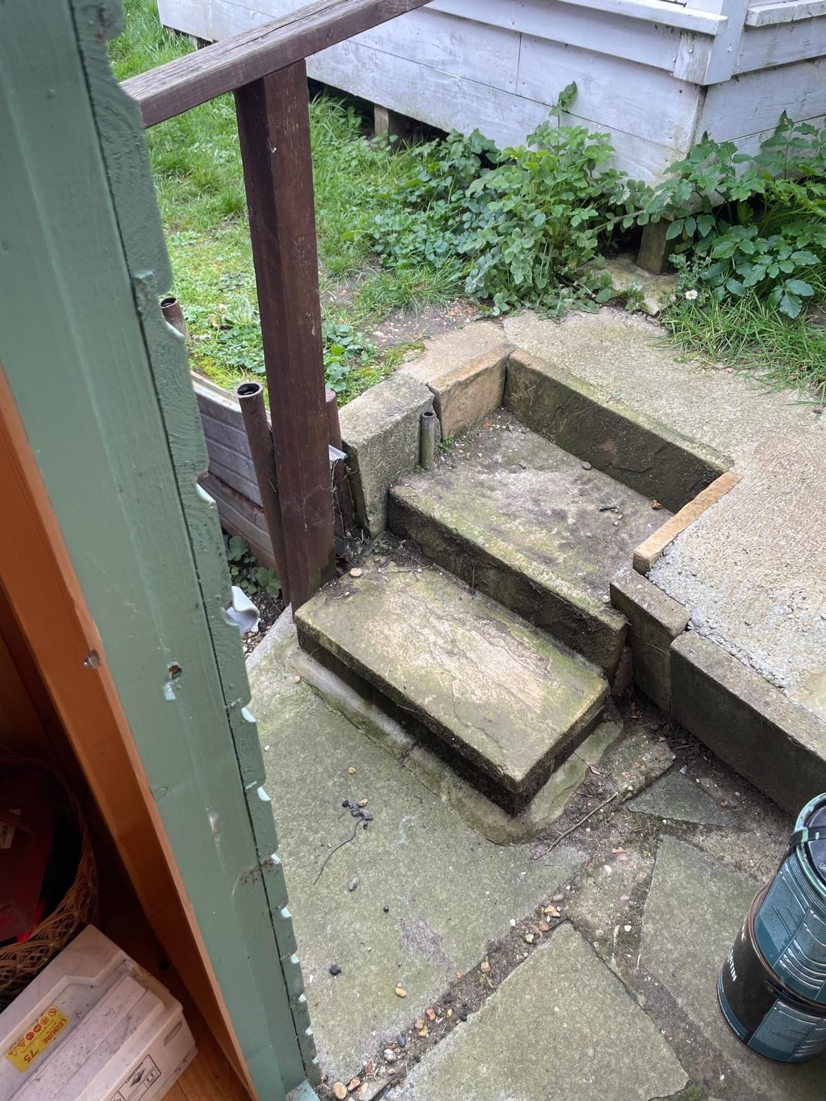 Steps with handrail back entrance