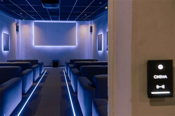 Cine