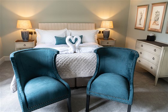 Winefred Bedroom 