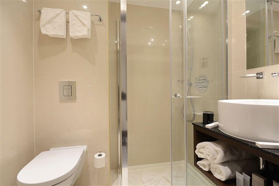 Park Grand Paddington