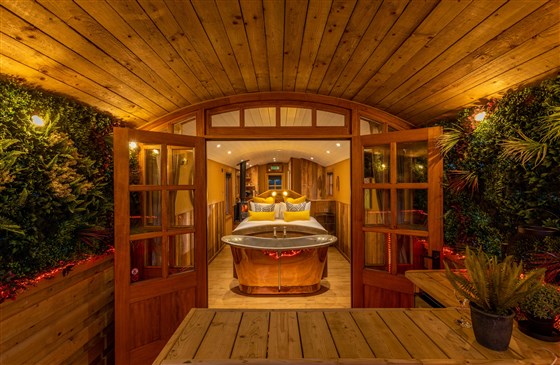 Ashwood Shepherd Hut