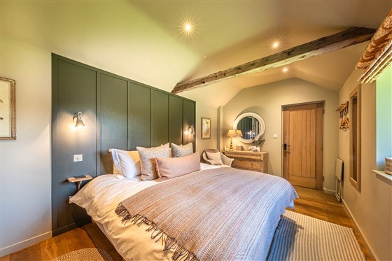 Church Farm bedroom