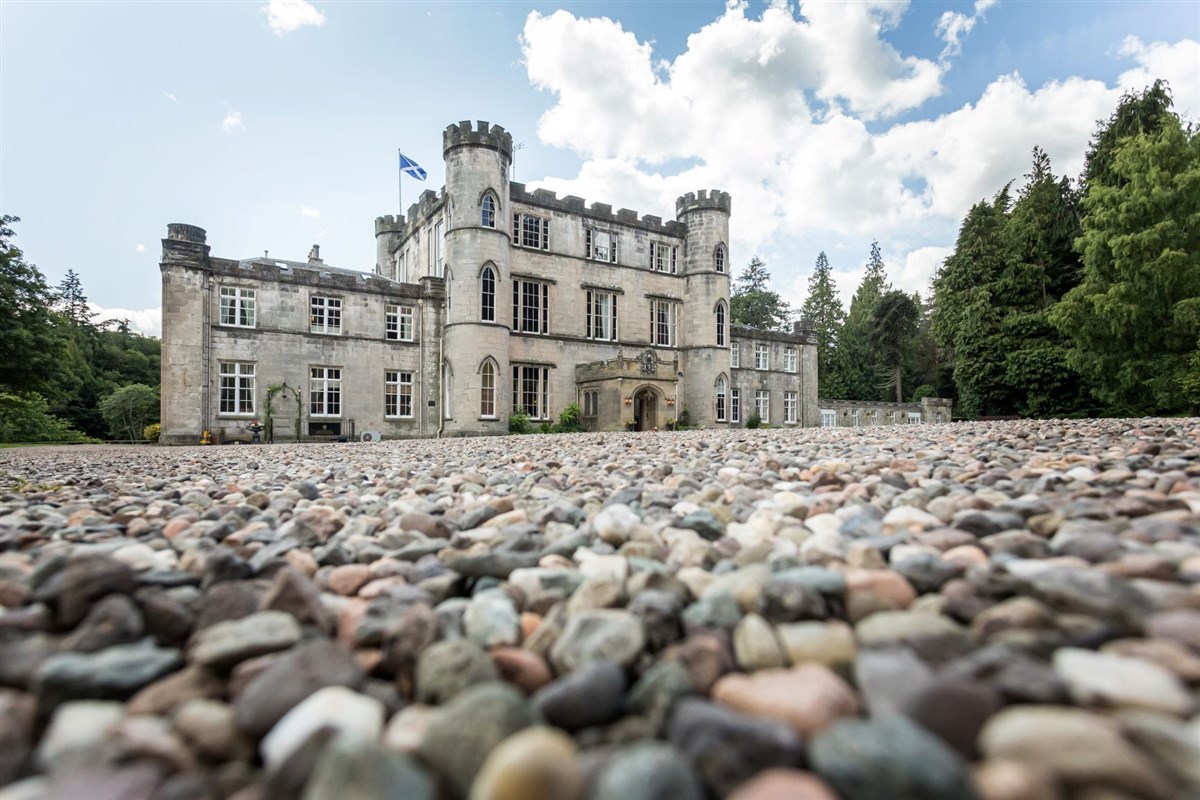 Melville Castle entrance