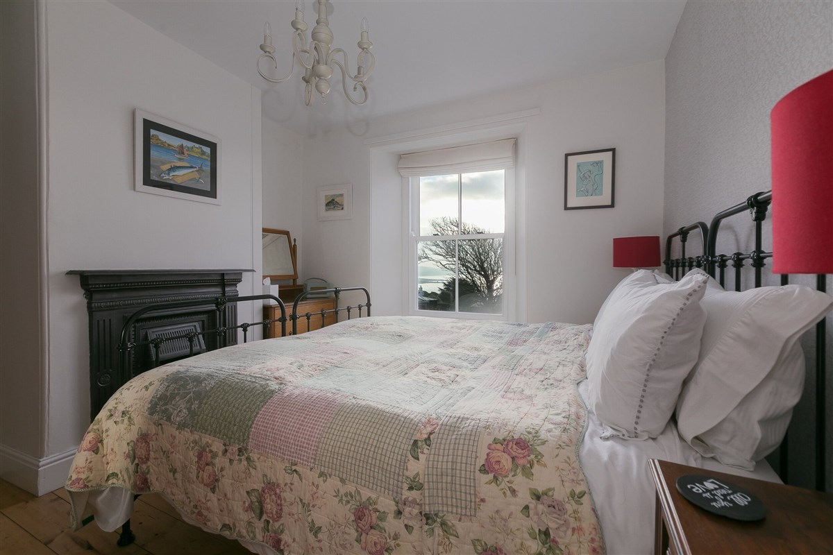 The Upper Deck B&B, Marazion, Cornwall
