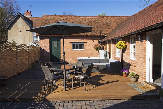 Outside Dining and Spa