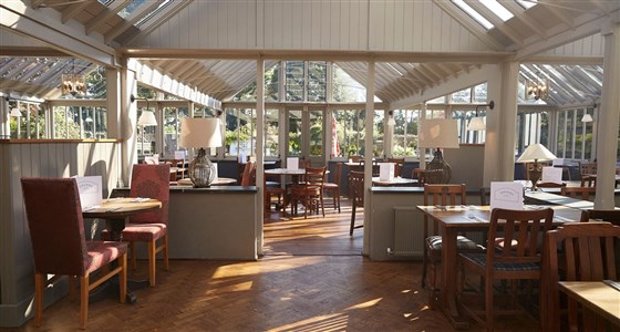 The Cedars Inn