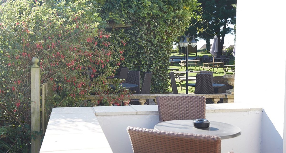 The Cedars Inn
