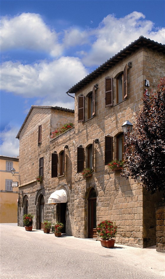 FACCIATA DELL'HOTEL