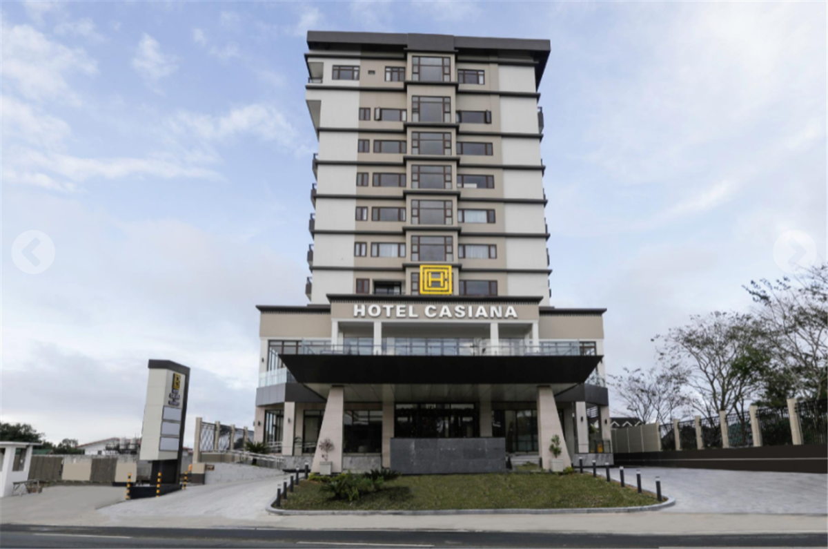 Hotel Facade
