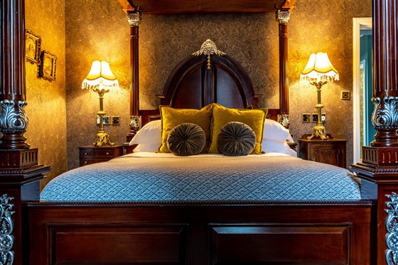 2 Bedroom Suite