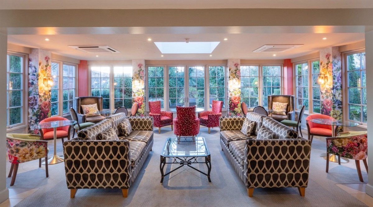 Garden Lounge
