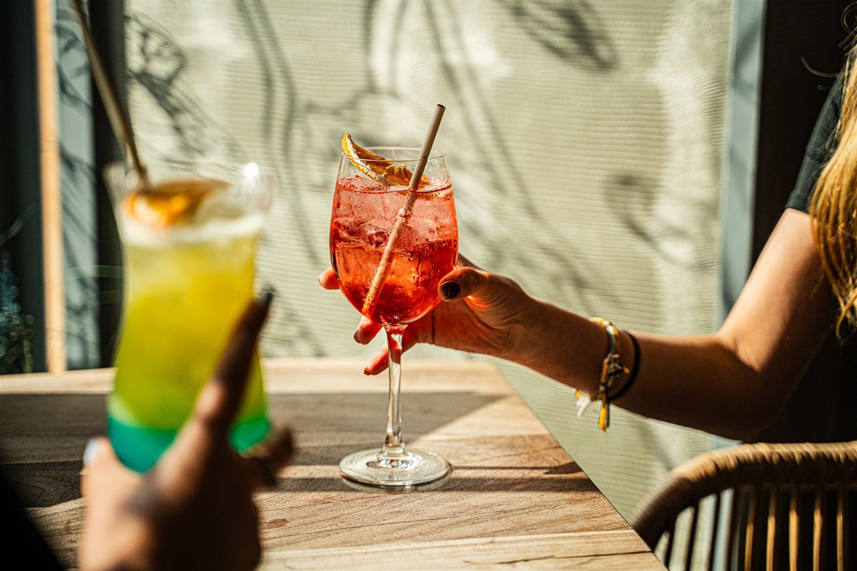 Beautiful Cocktails and Summer Sun In BAHAs Windermere Restaurant