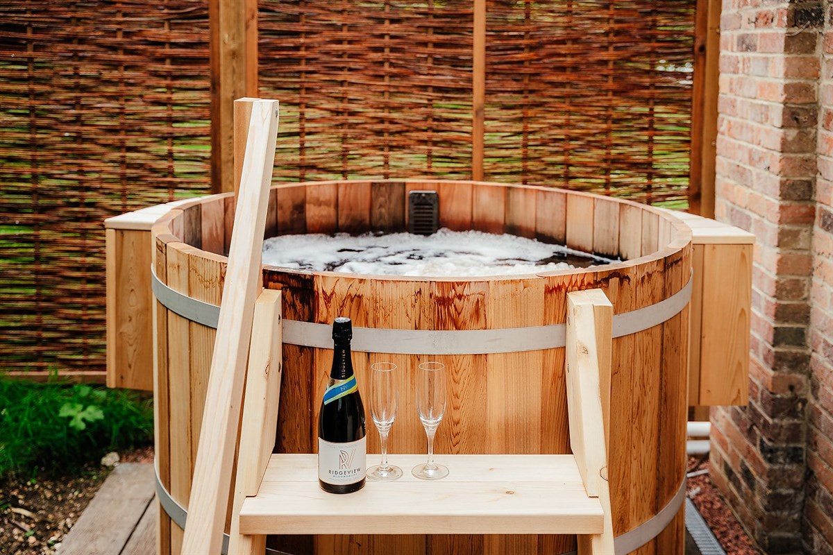 South Loggia, Hot Tub Suite