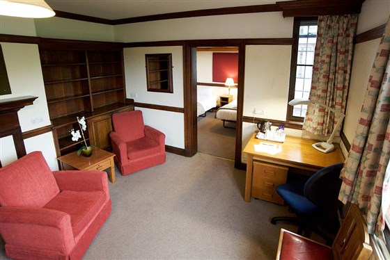 Esempio di camera doppia con bagno privato