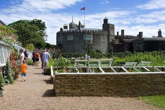 Walmer Castle & Gardens
