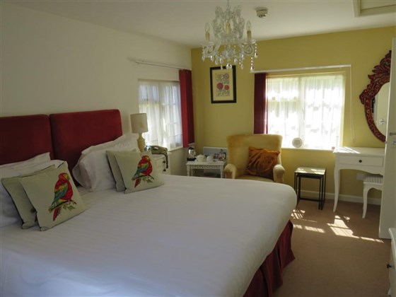 Suite 24