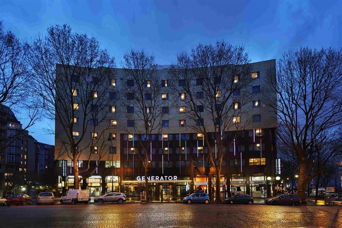 Générateur Auberge de jeunesse, Paris
