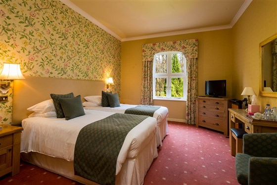 Glen-Yr-Afon House Hotel