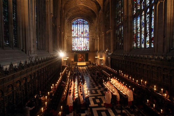 Il Coro canta servizi e concerti nella Cappella