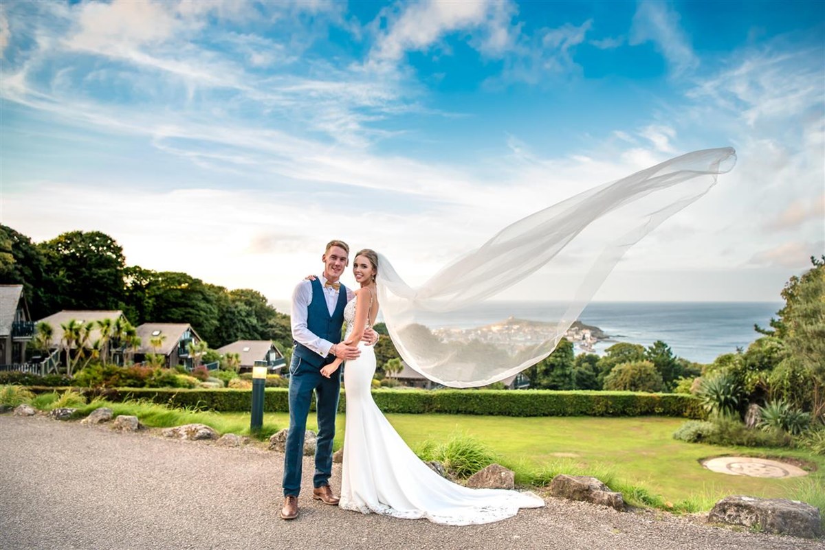 Bride & Groom