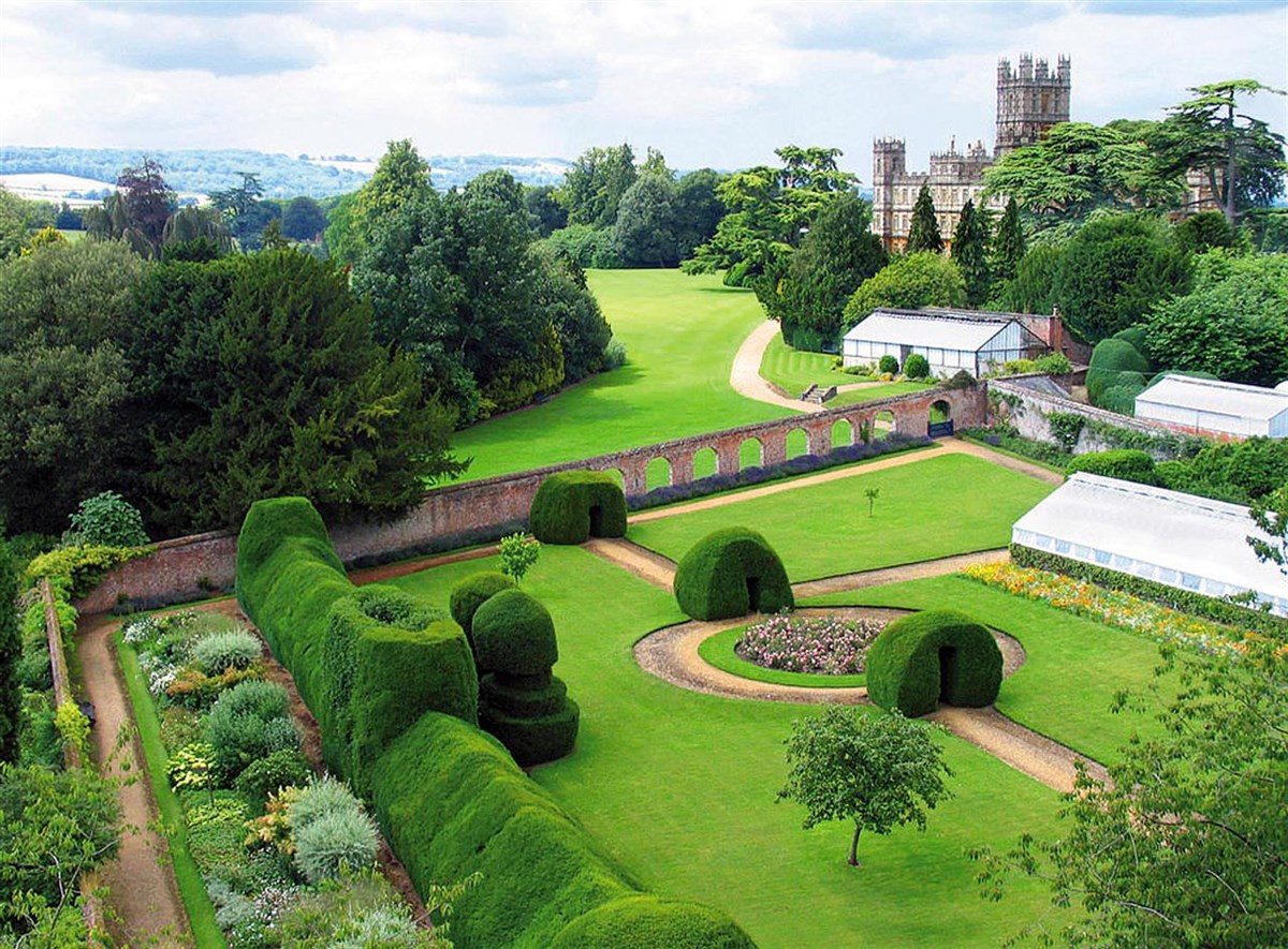 Highclere Castle 